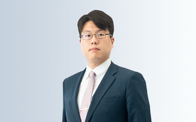 8세 여아 휴대전화로 성기 사진 전송…대법 "메시지 차단됐어도 유죄"